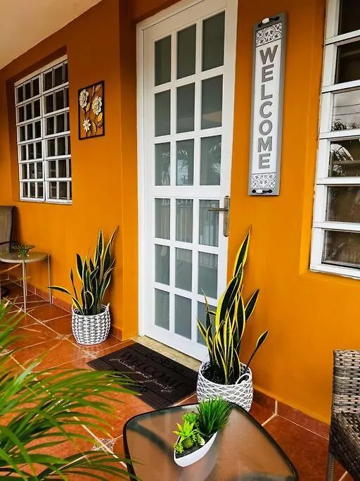 Bluebreeze - Cozy Apartment Near Airport San Juan