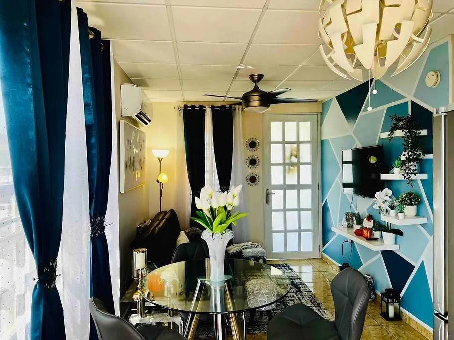 Bluebreeze - Cozy Apartment Near Airport San Juan