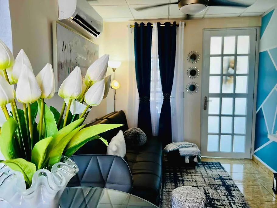 Bluebreeze - Cozy Apartment Near Airport San Juan