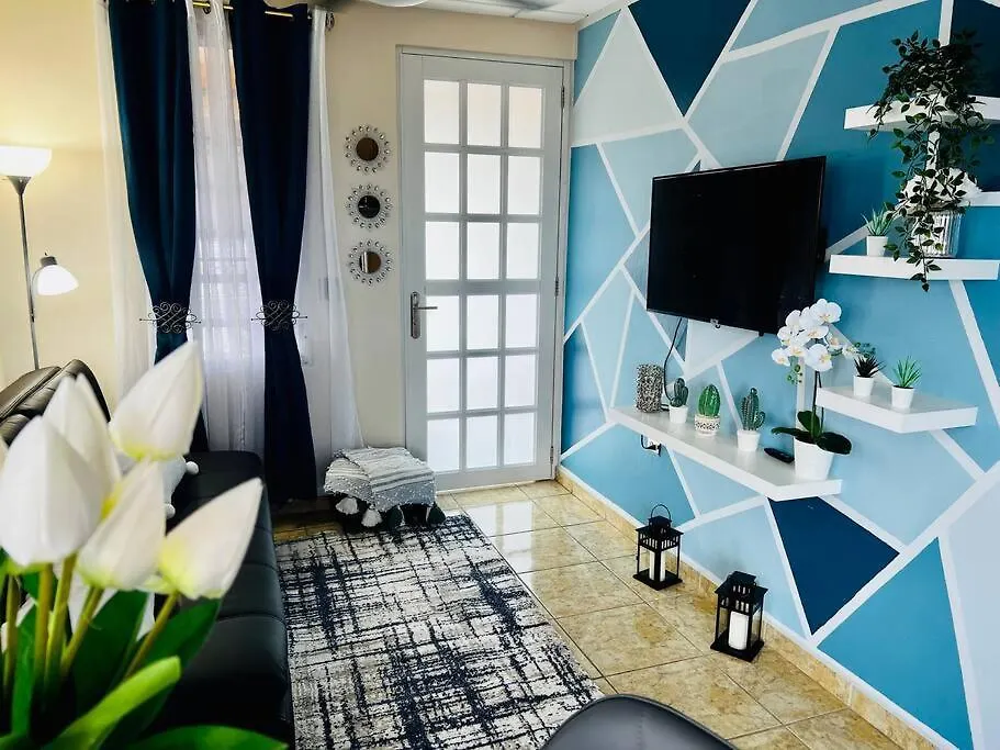 Bluebreeze - Cozy Apartment Near Airport San Juan